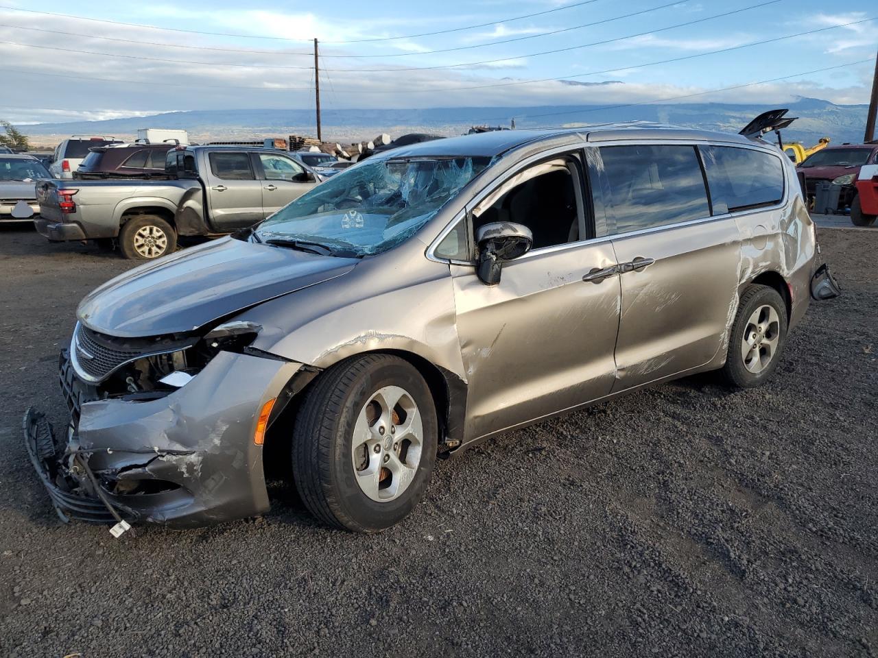 2017 Chrysler Pacifica Lx na sprzedaż w Kapolei, HI - Rollover