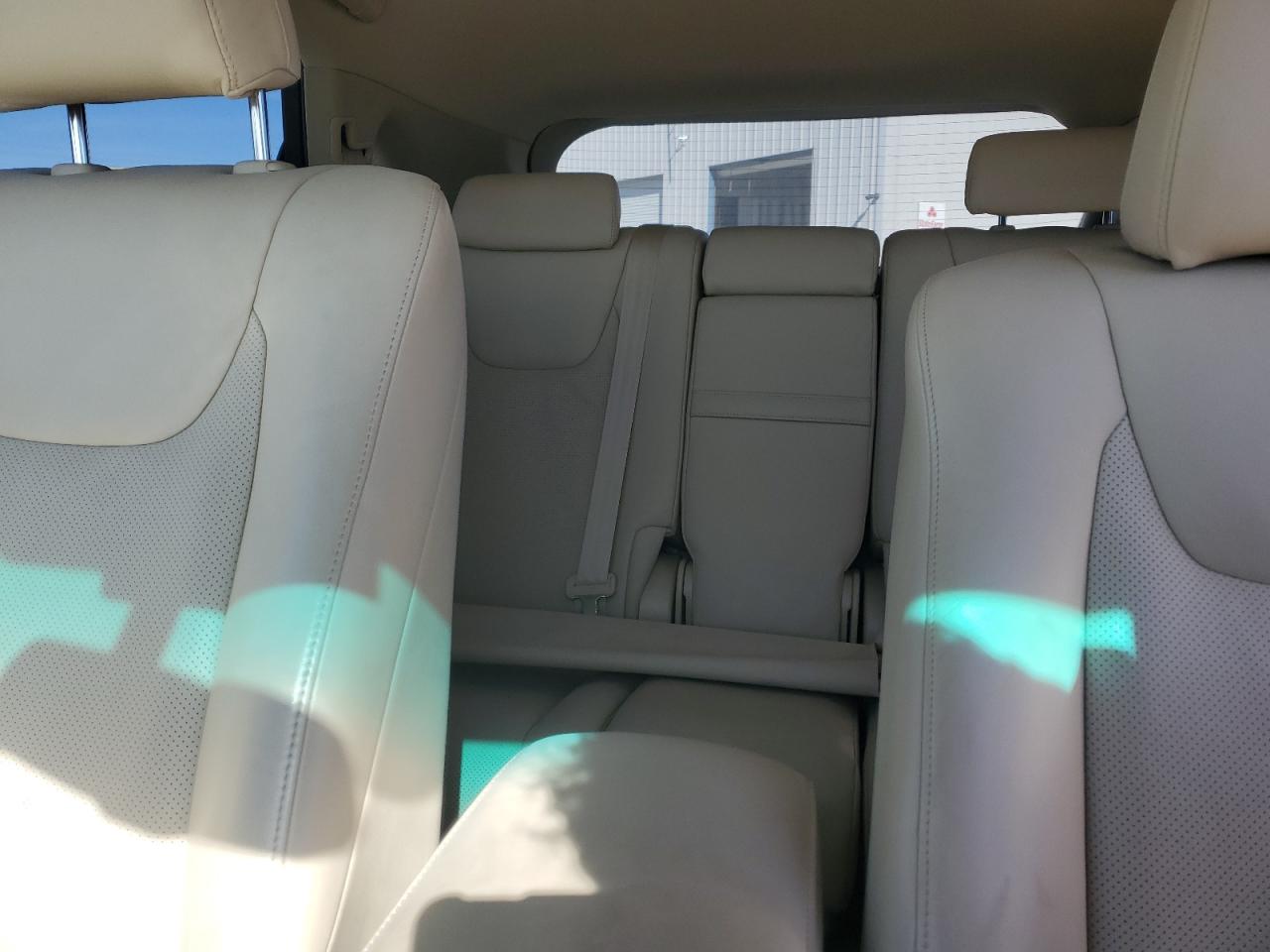 2010 Lexus RX - Image 10