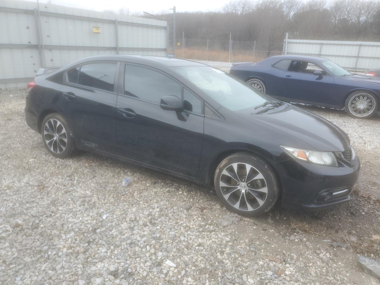2013 Honda Civic - Image 4