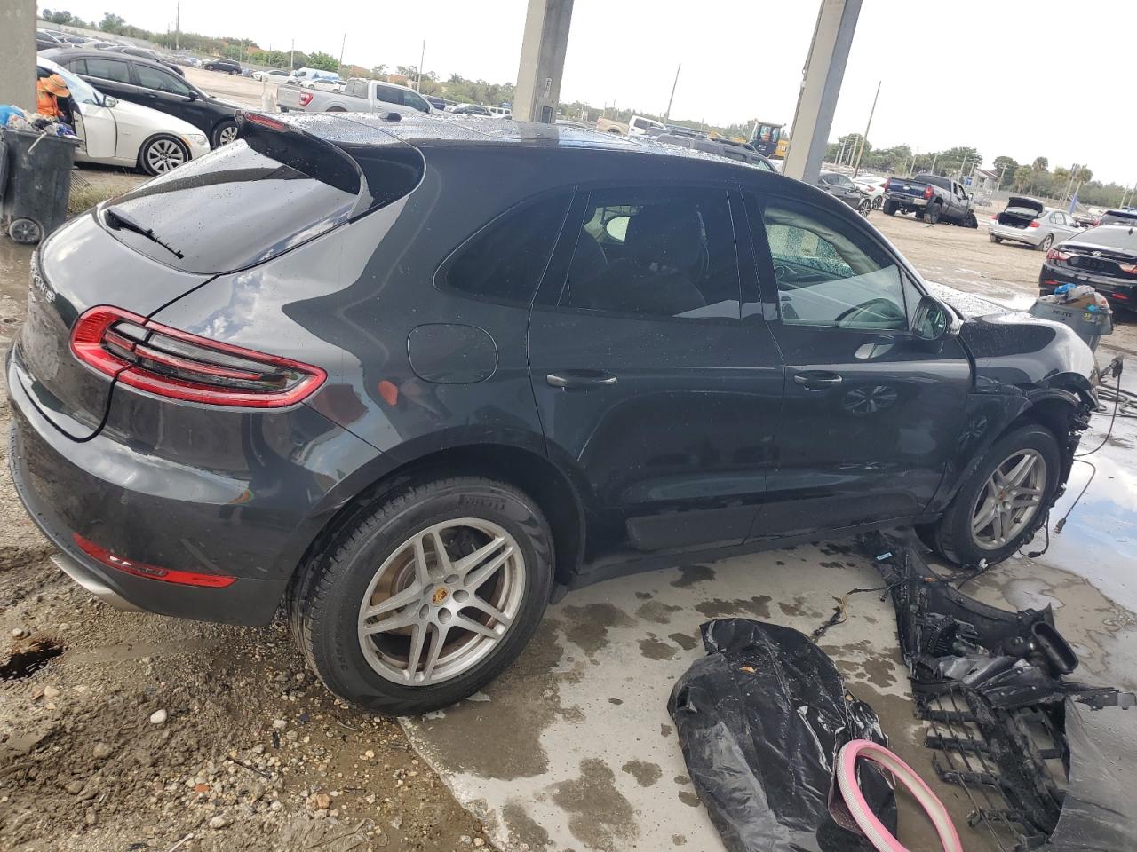 VIN WP1AA2A59JLB21079 2018 PORSCHE MACAN no.3