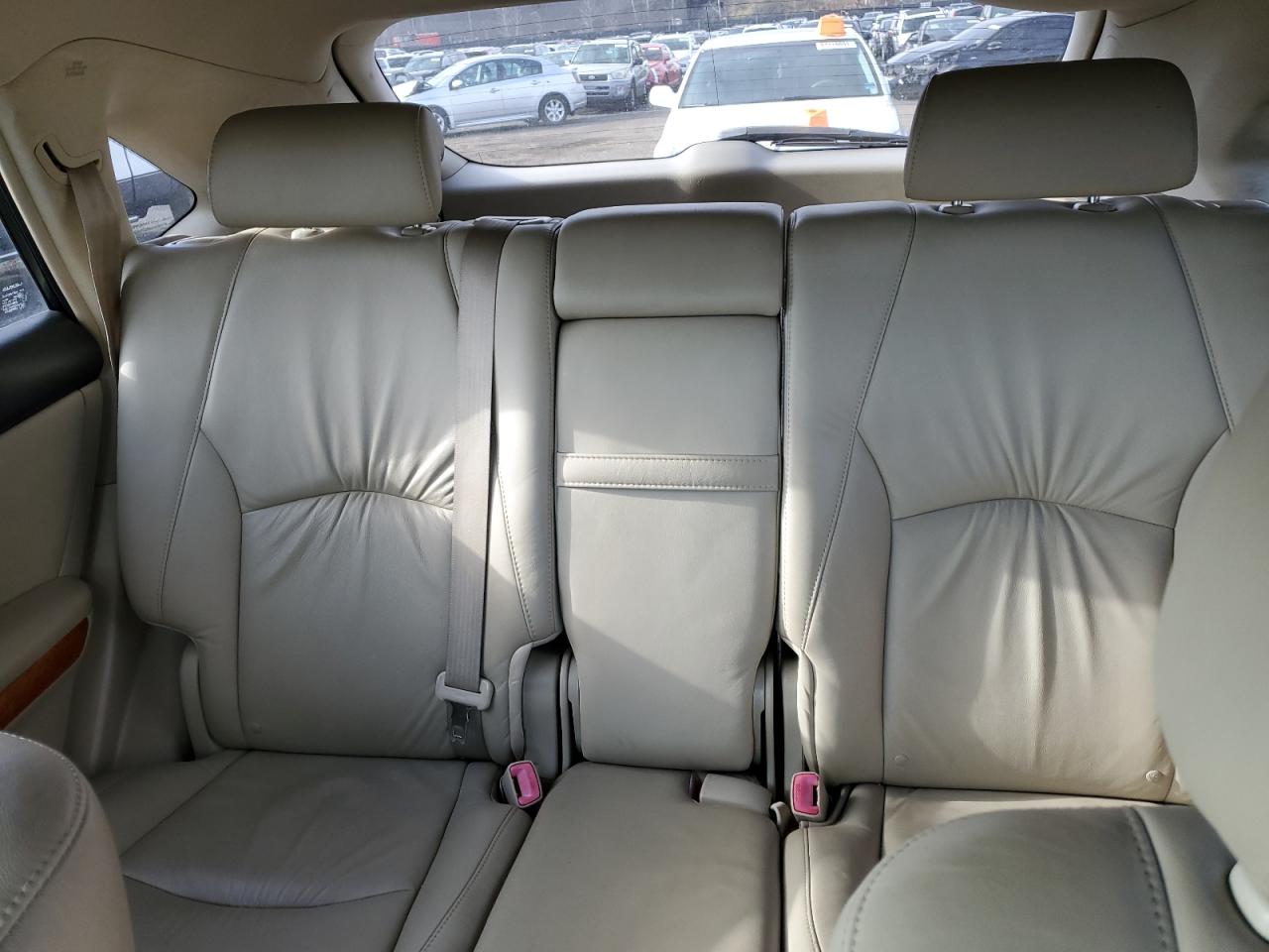2007 Lexus RX - Image 10