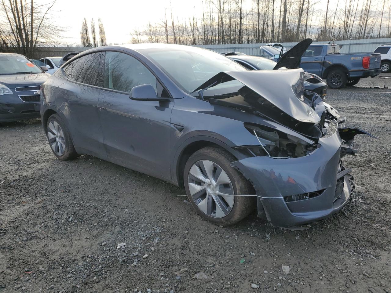 VIN 7SAYGDED8PF934679 2023 TESLA MODEL Y no.4