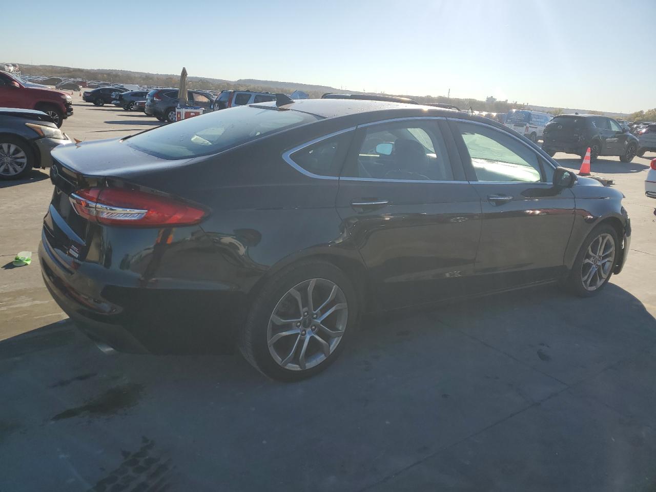 2019 Ford Fusion - Image 3