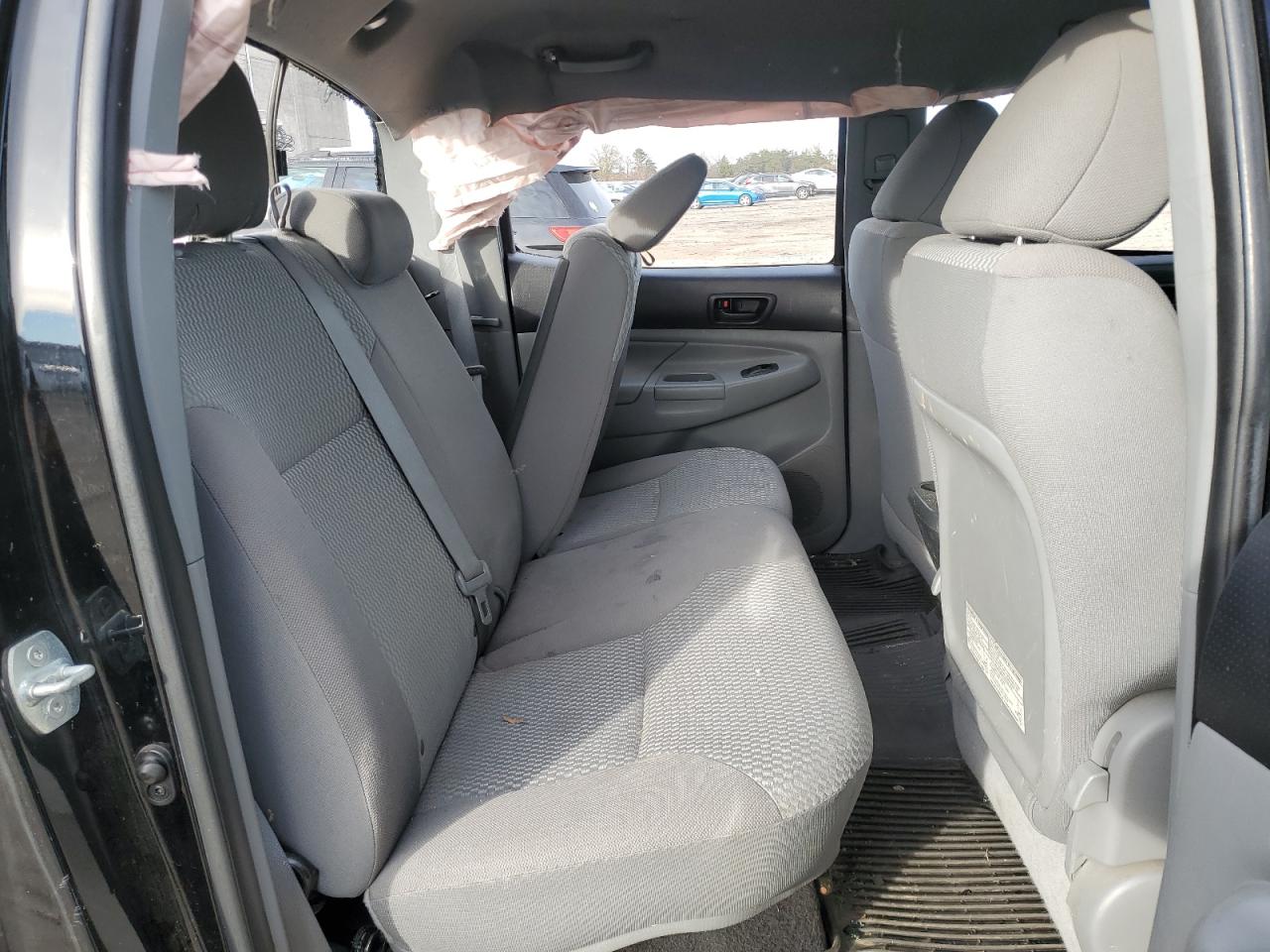 2012 Toyota Tacoma - Image 10
