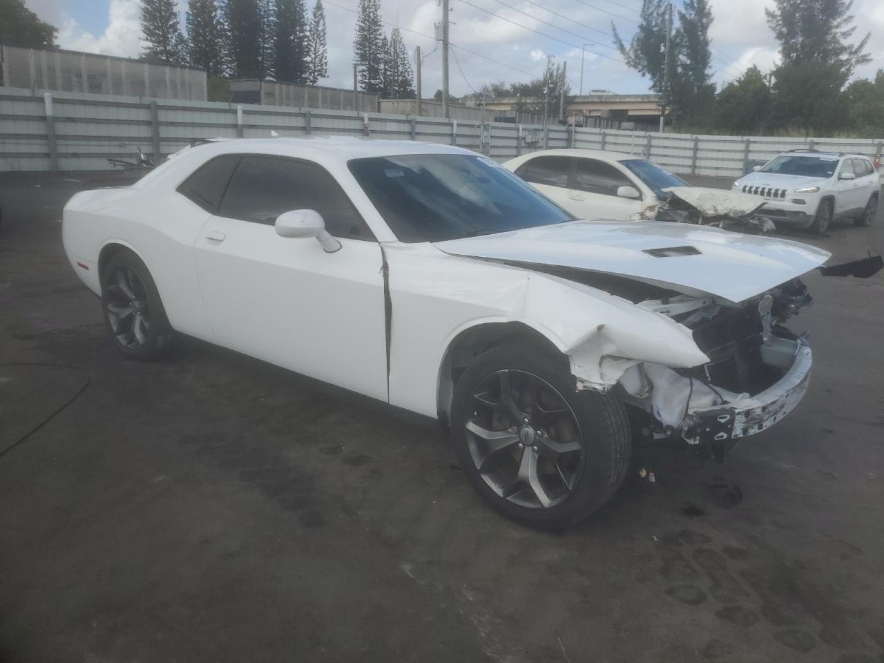 VIN 2C3CDZAG0KH731578 2019 DODGE CHALLENGER no.4