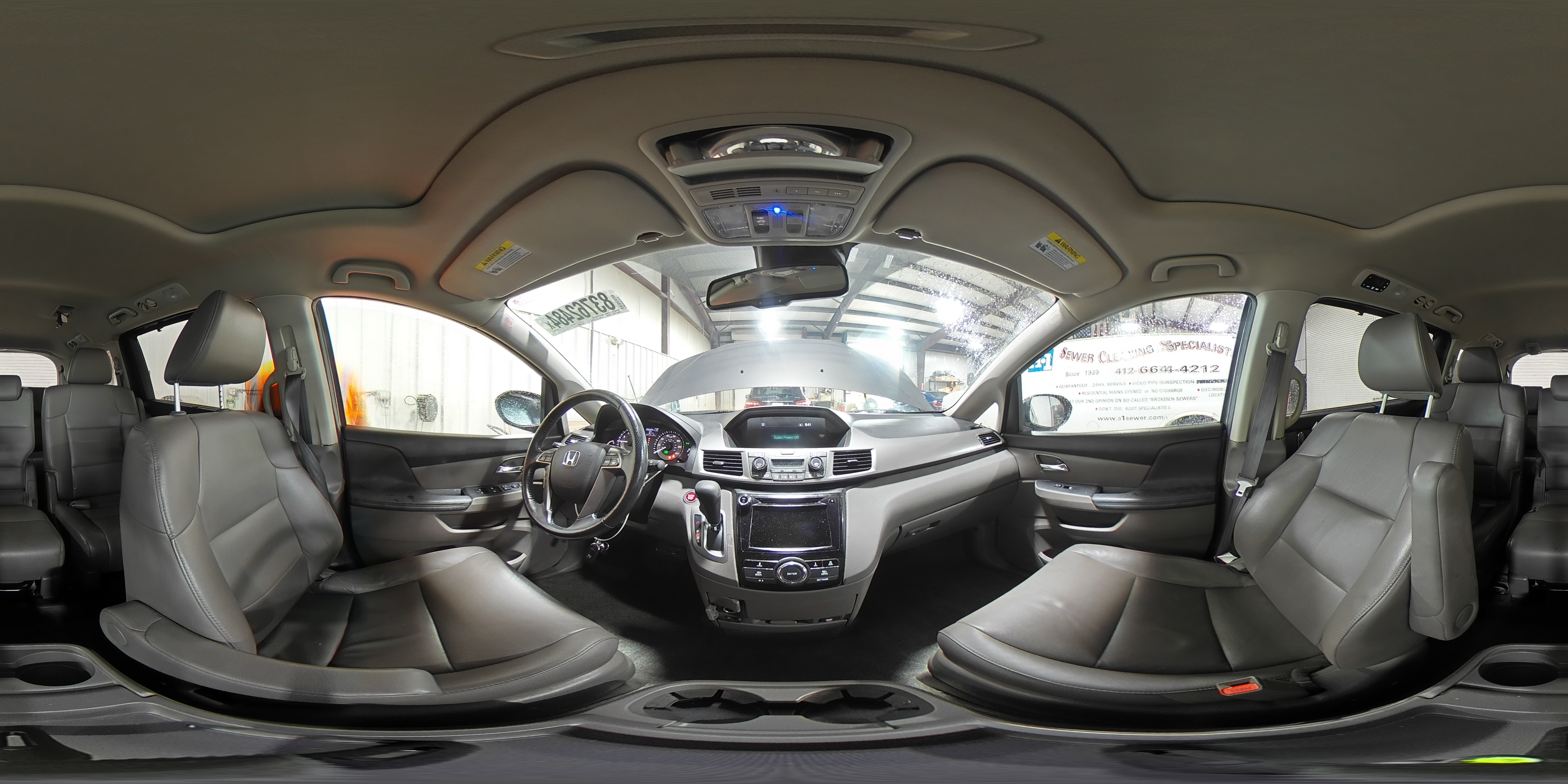 2016 Honda Odyssey - Image 15