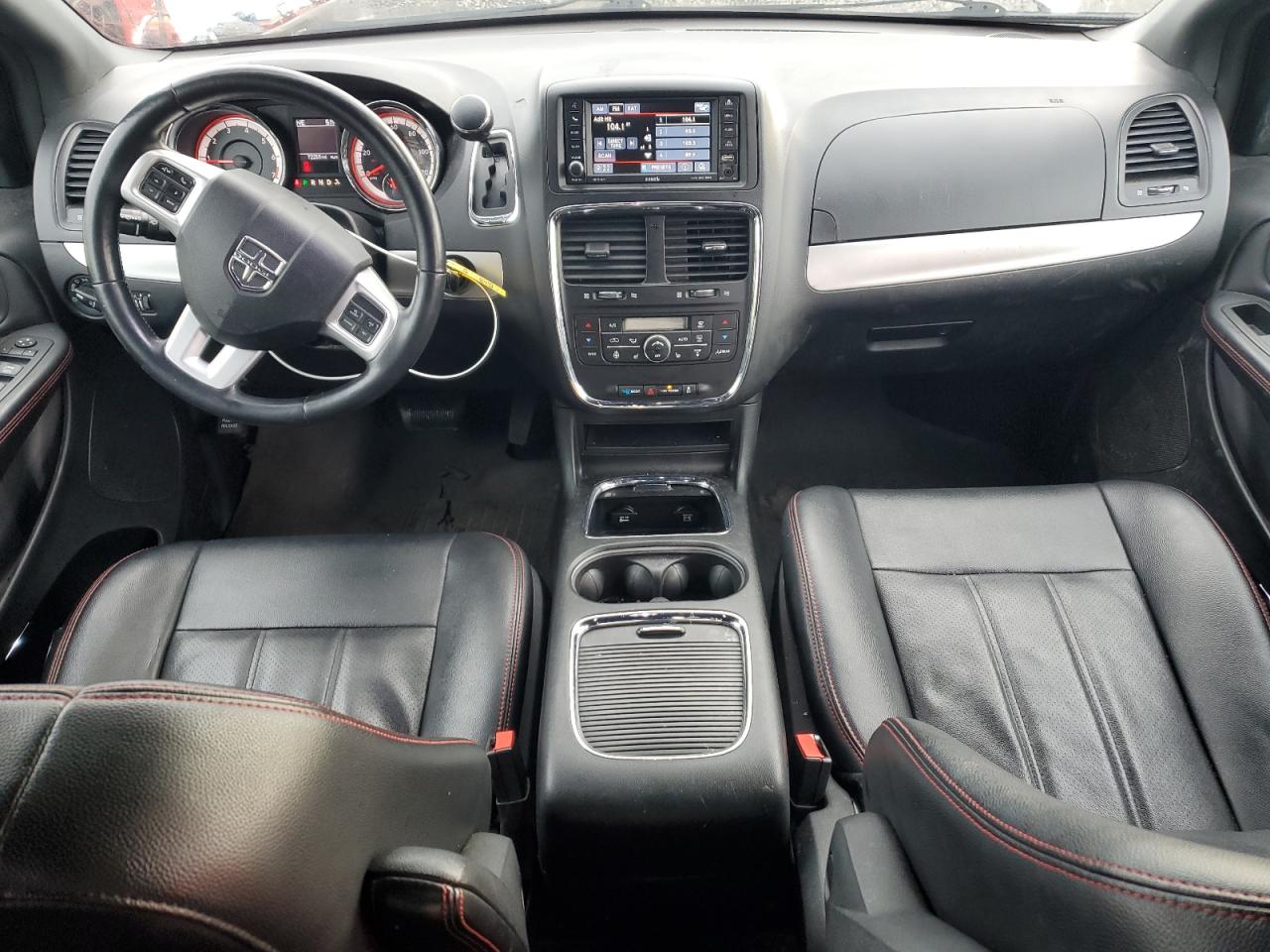 2017 Dodge Caravan - Image 8