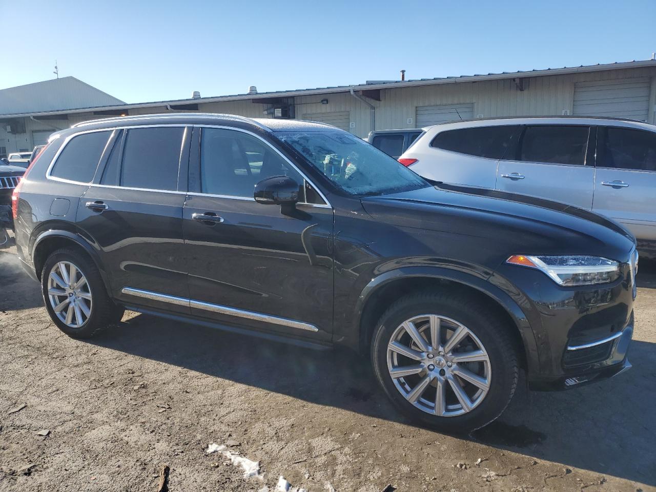 2016 Volvo XC90 - Image 4