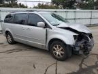 2009 Chrysler Town & Country Touring продається в Moraine, OH - Front End