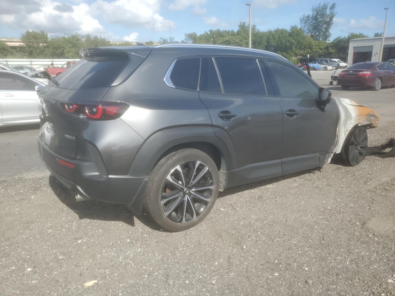 2024 Mazda CX-50 - Image 3