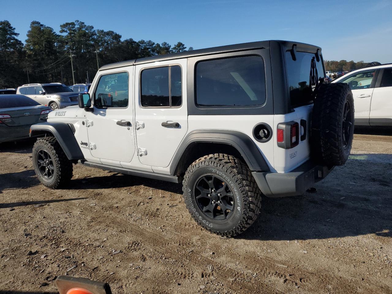 VIN 1C4HJXDN4MW669423 2021 JEEP WRANGLER no.2