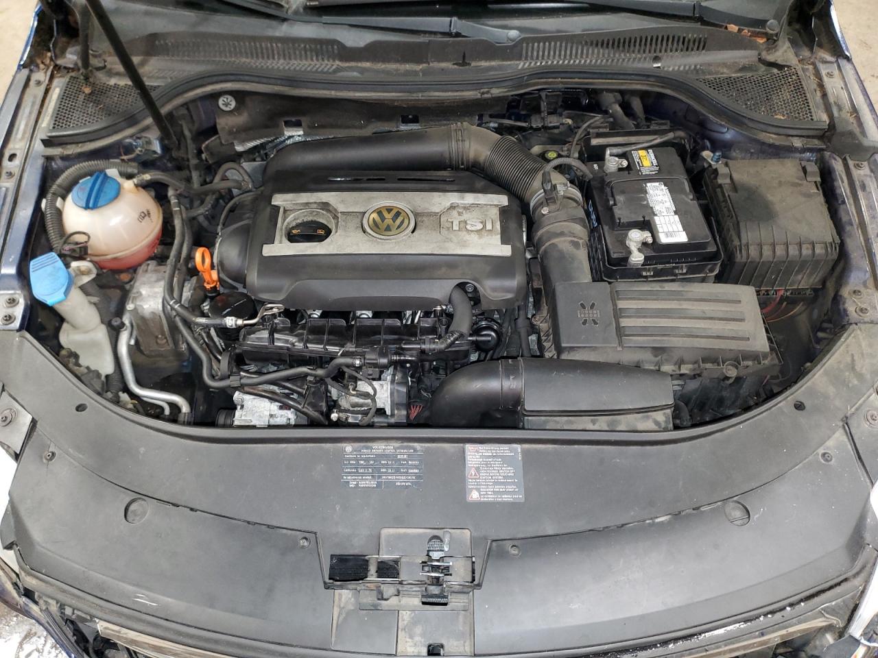 2009 Volkswagen Passat CC - Image 11