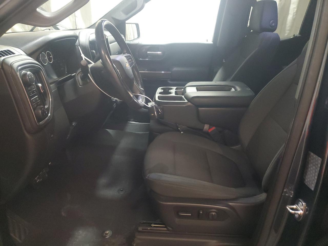 2019 Chevrolet Silverado - Image 7
