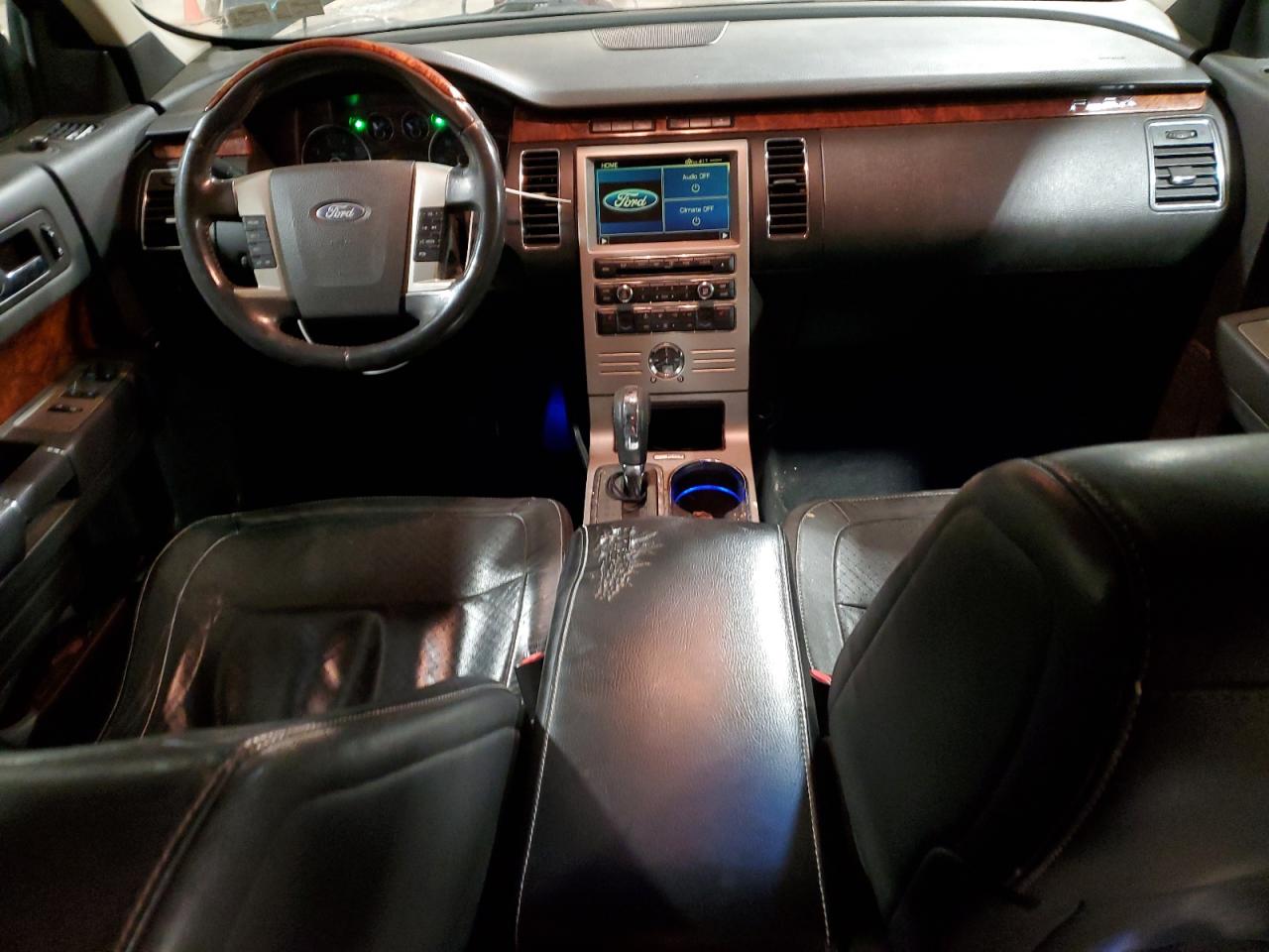 2010 Ford Flex - Image 8