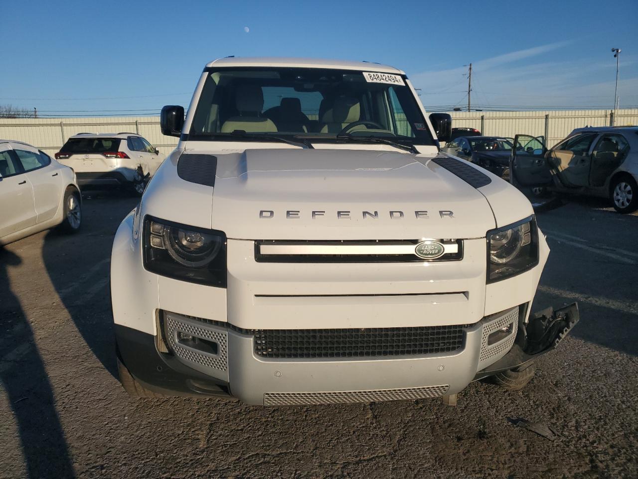 2024 Land Rover Defender - Image 5