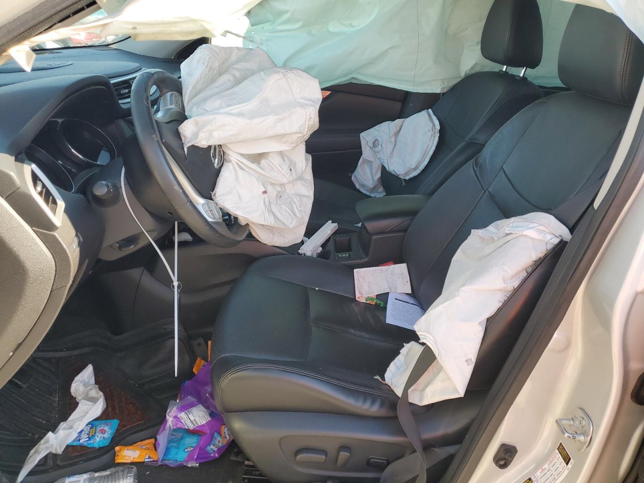 2015 Nissan Rogue - Image 7