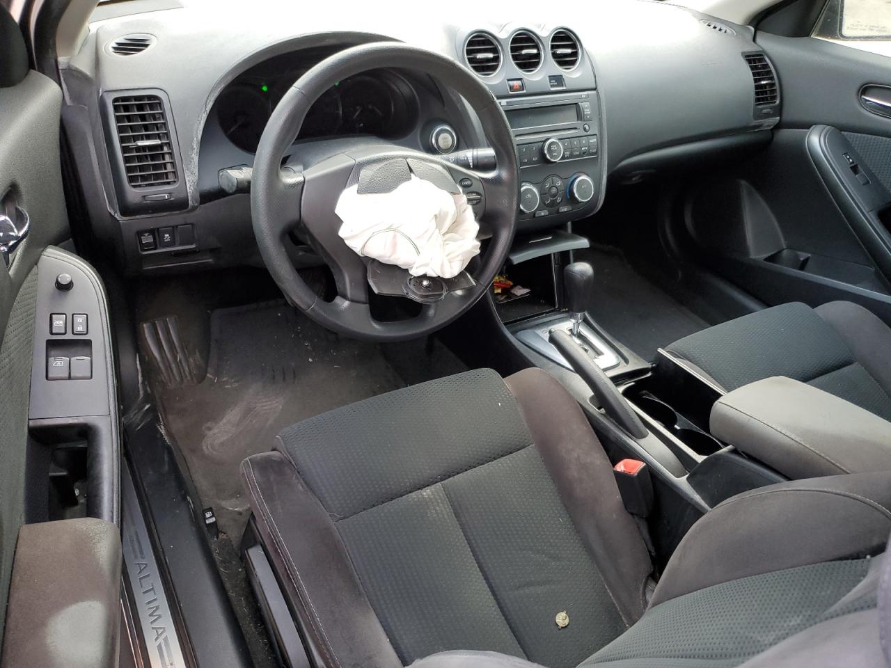 2011 Nissan Altima - Image 8