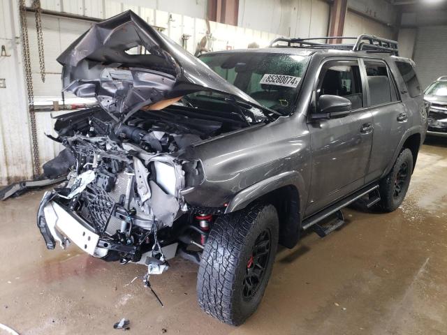 TOYOTA 4RUNNER SR 2022