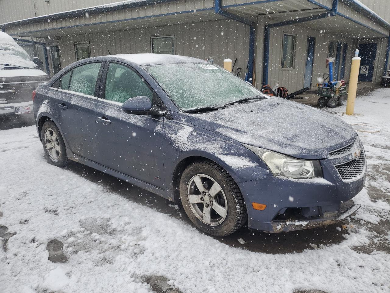 VIN 1G1PC5SBXD7246027 2013 CHEVROLET CRUZE no.4