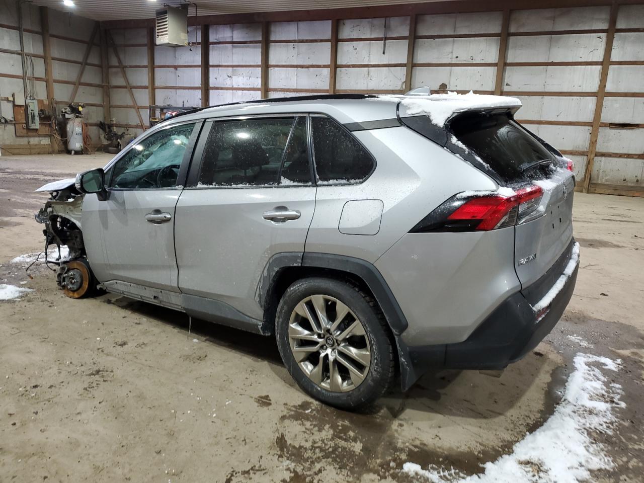 2T3A1RFV4KW056692 2019 TOYOTA RAV 4 - Image 2