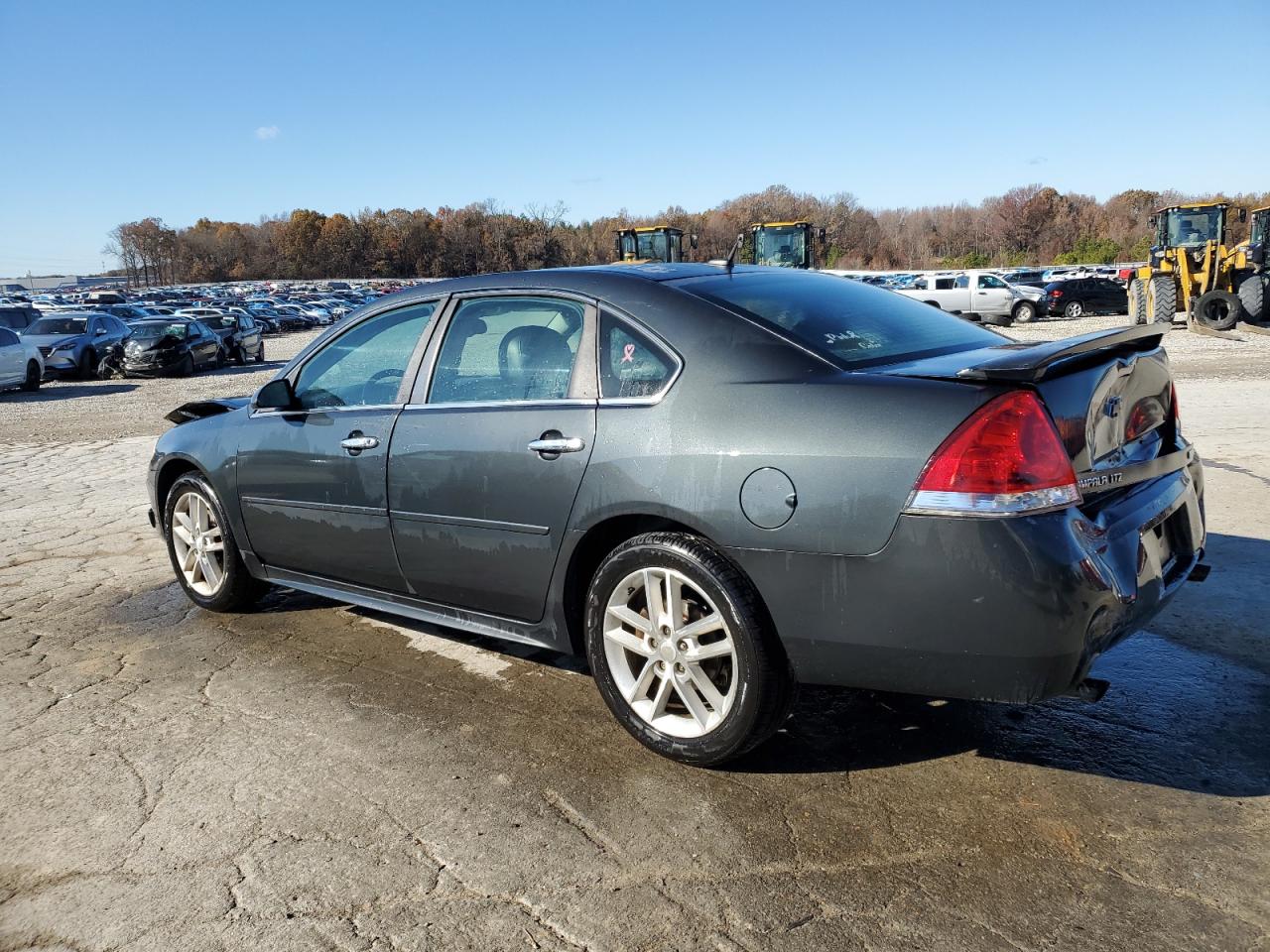 VIN 2G1WC5E38D1218823 2013 CHEVROLET IMPALA no.2