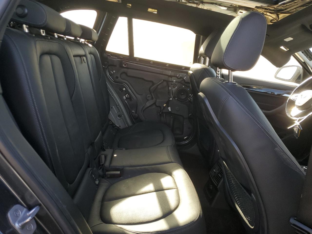 2018 BMW X1 - Image 11