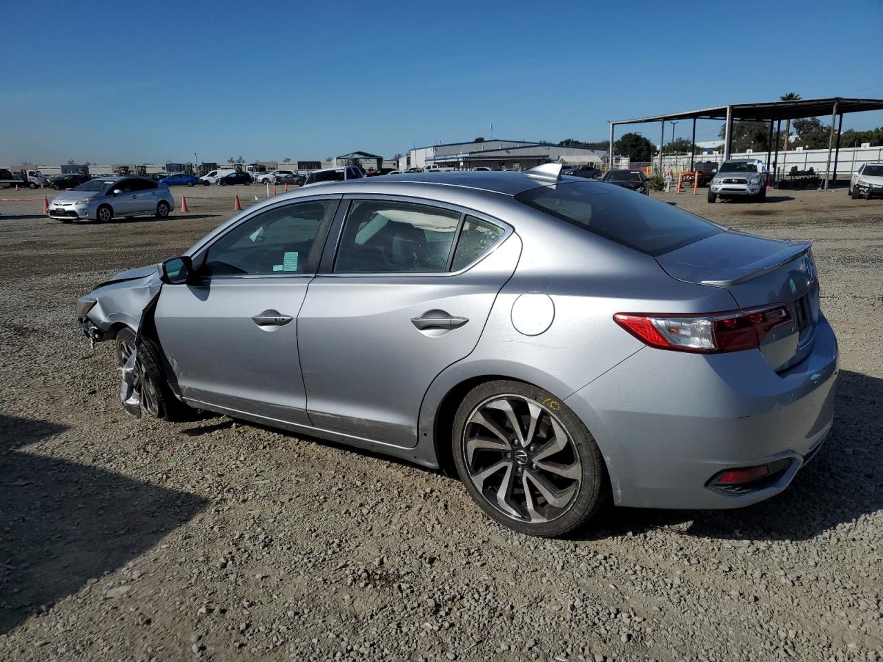 VIN 19UDE2F41JA004709 2018 ACURA ILX no.2