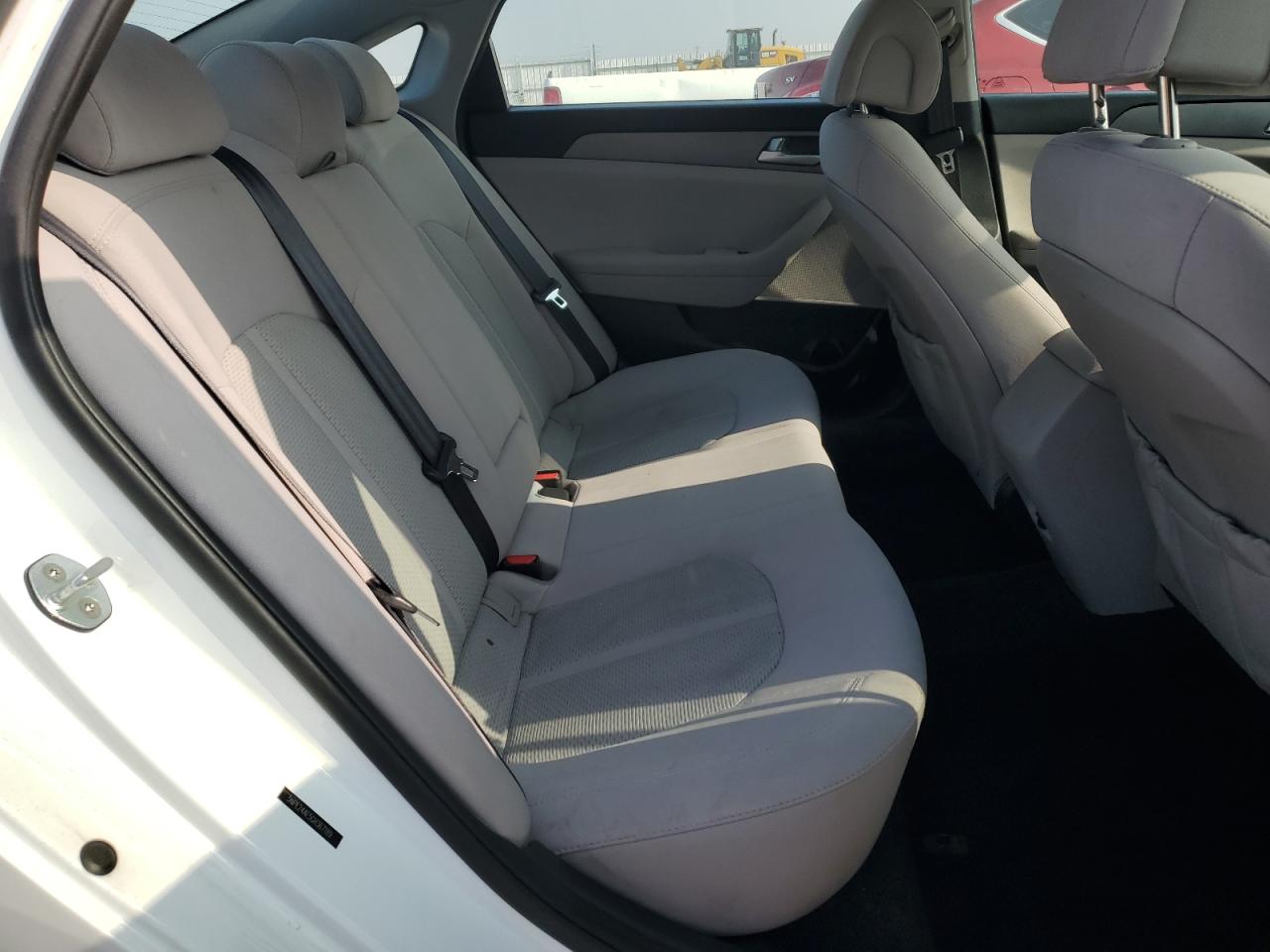 2016 Hyundai Sonata - Image 10