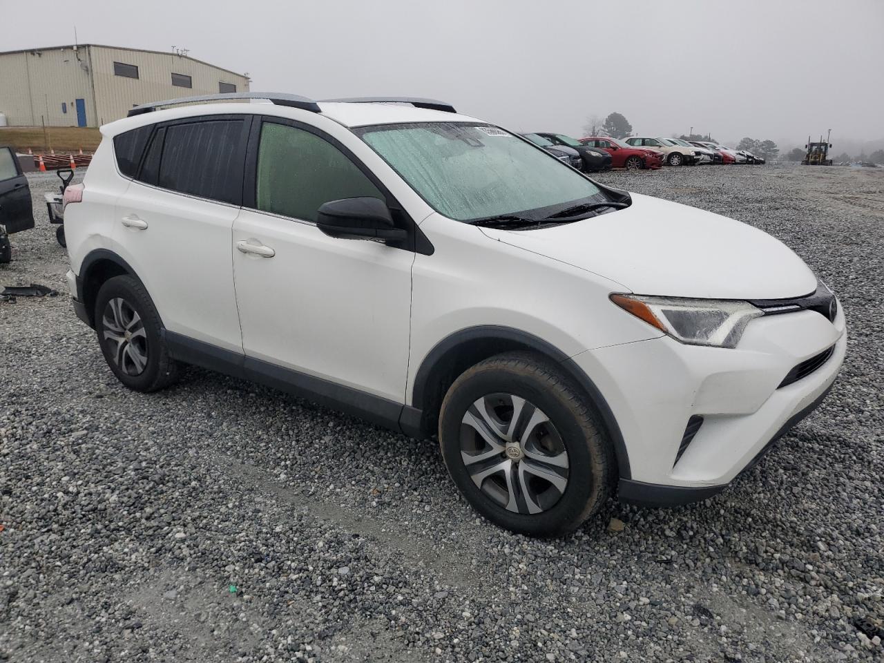 VIN JTMZFREV9HJ718909 2017 TOYOTA RAV4 no.4