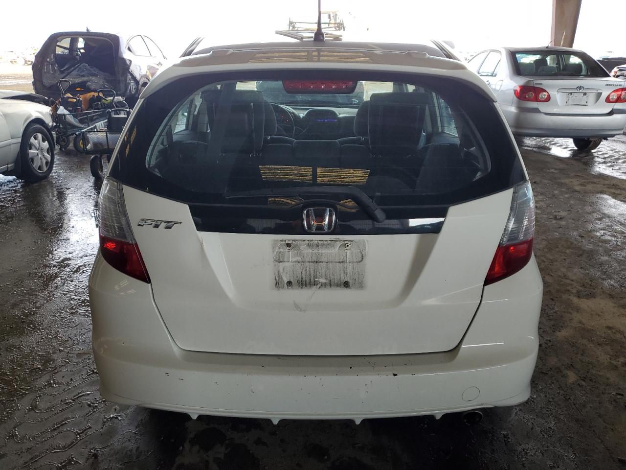 2012 Honda Fit - Image 6
