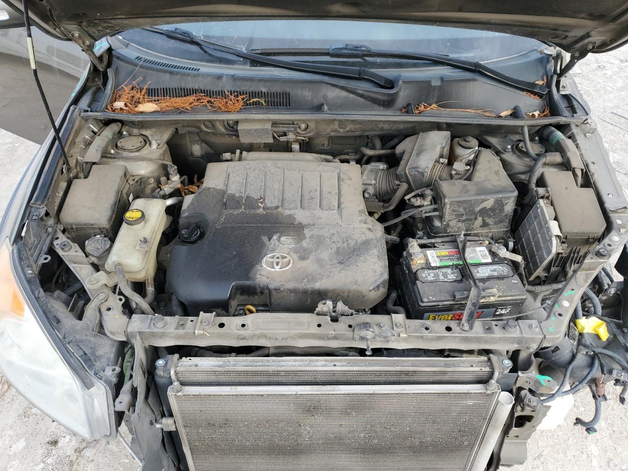 2011 Toyota RAV 4 - Image 12