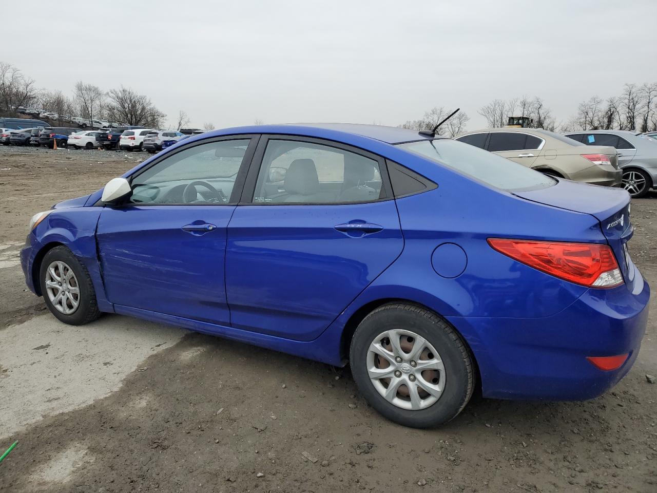 VIN KMHCT4AE8EU597626 2014 HYUNDAI ACCENT no.2