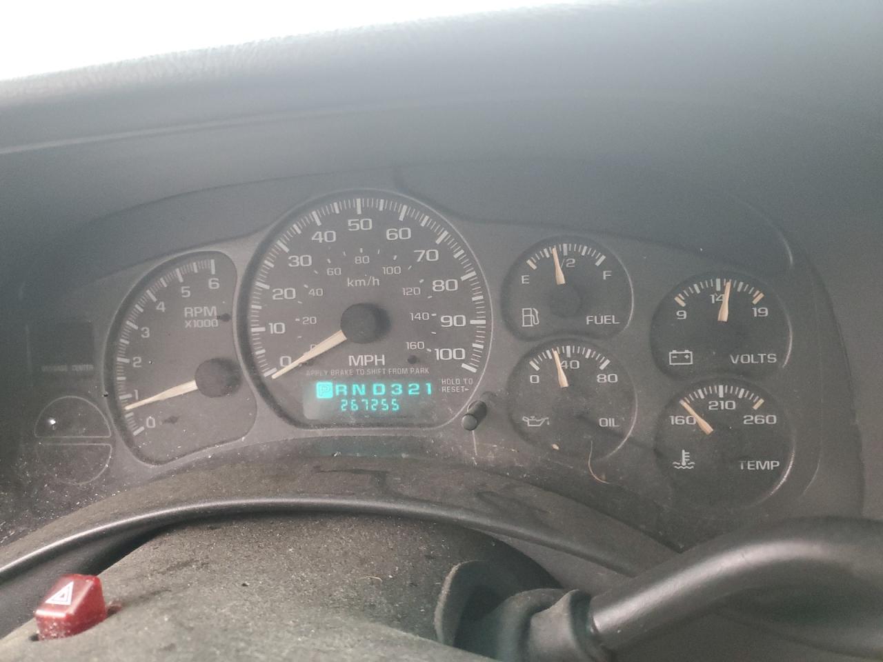 2002 Chevrolet Avalanche - Image 9