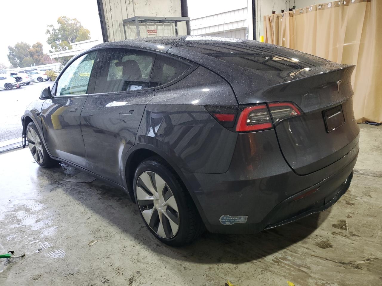 VIN 5YJYGDEE9MF086426 2021 TESLA MODEL Y no.2