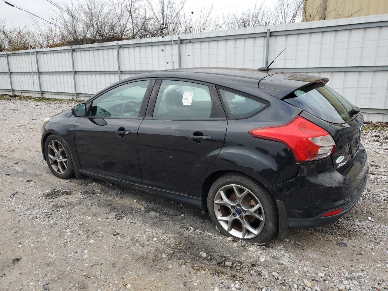 VIN 1FADP3K25EL275453 2014 FORD FOCUS no.2