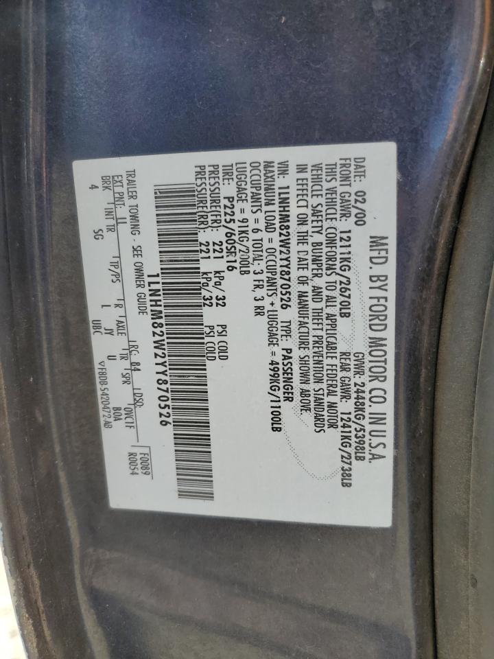 2000 Lincoln Town Car Signature VIN: 1LNHM82W2YY870526 Lot: 85537694