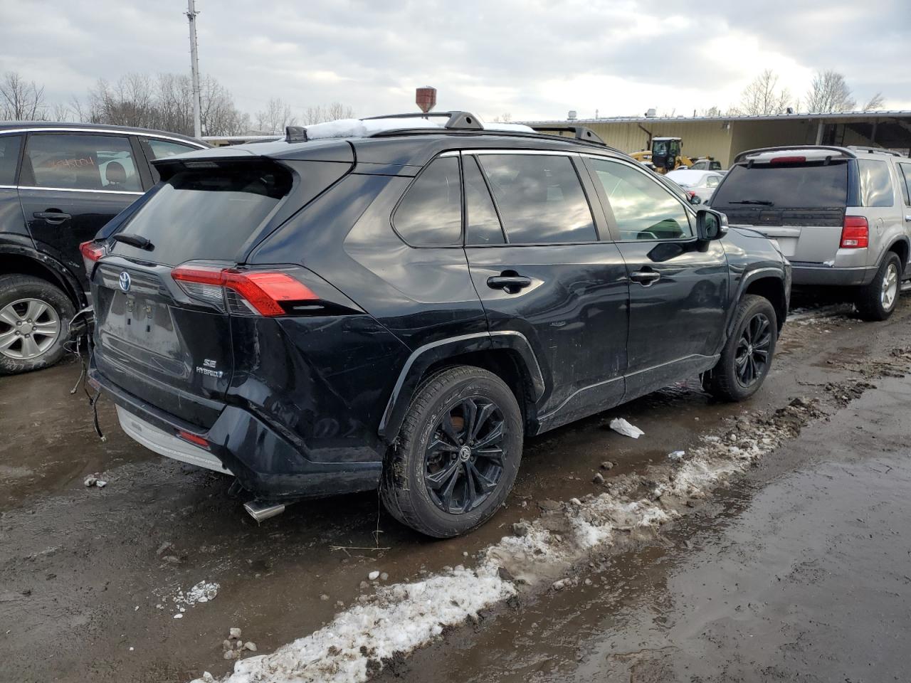 2022 Toyota RAV 4 - Image 3