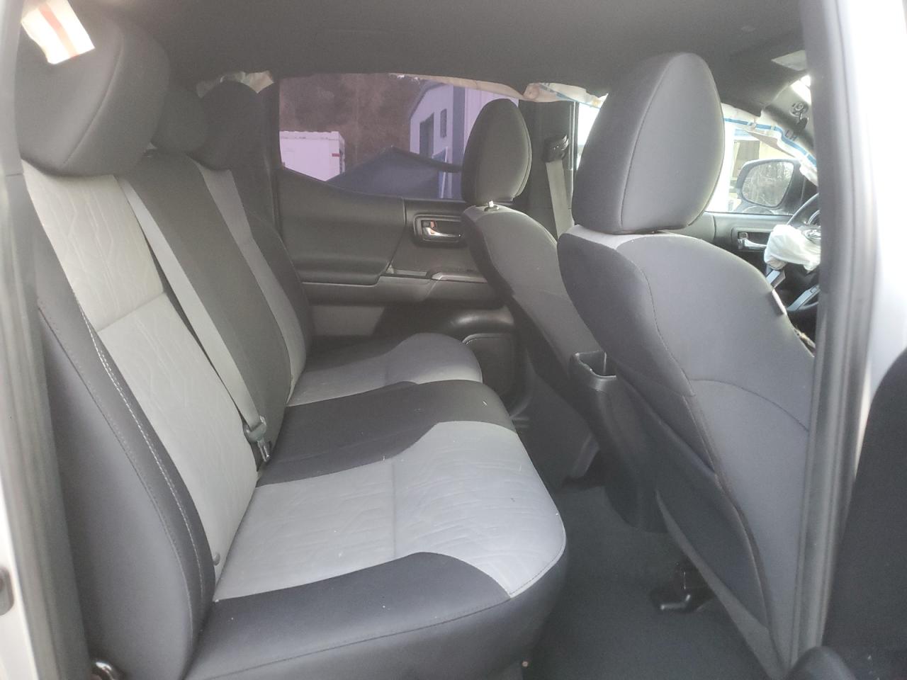 2021 Toyota Tacoma - Image 11