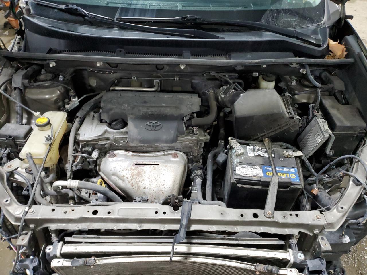 2015 Toyota RAV 4 - Image 12