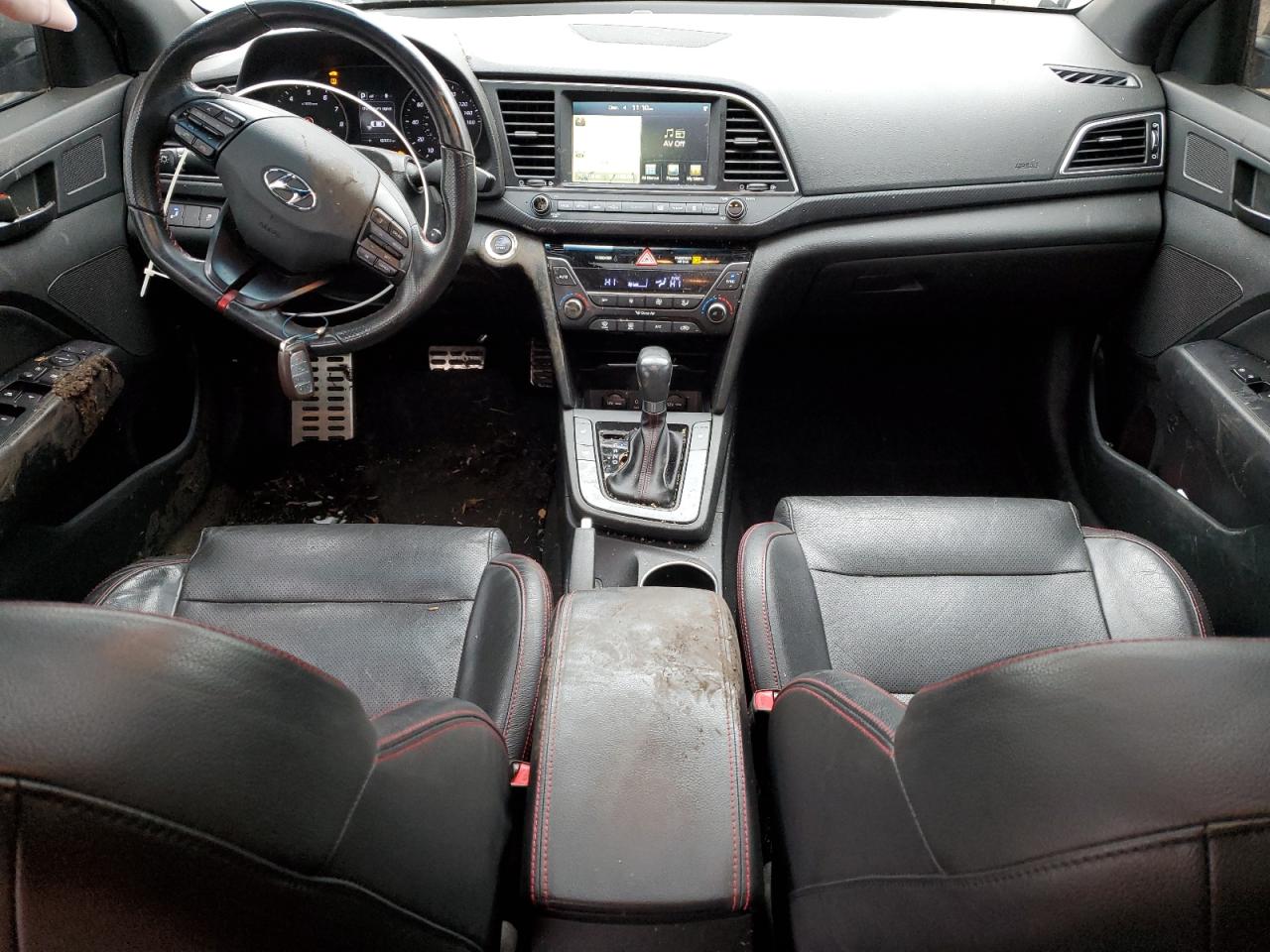 2018 Hyundai Elantra - Image 8