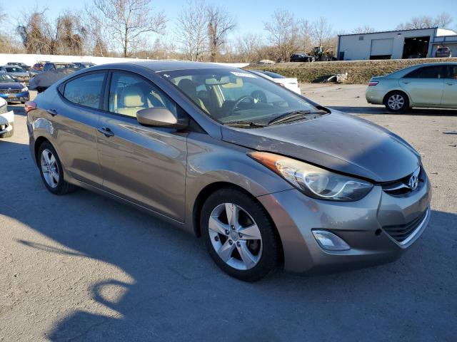  HYUNDAI ELANTRA 2013 Srebrny