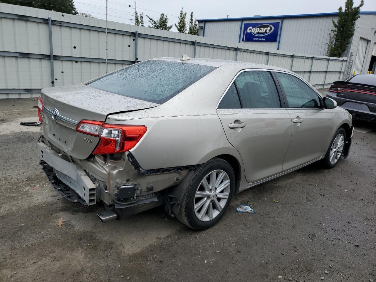 2013 Toyota Camry - Image 3