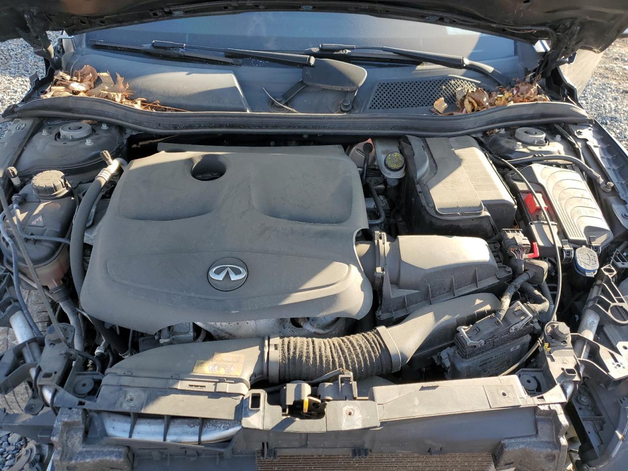 2017 Infiniti QX30 - Image 12