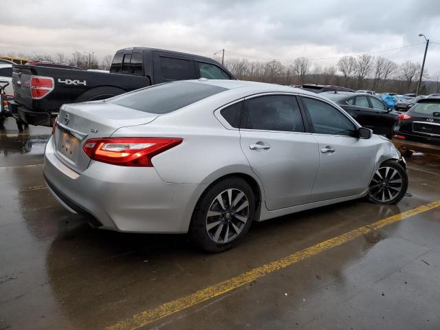  NISSAN ALTIMA 2017 Srebrny