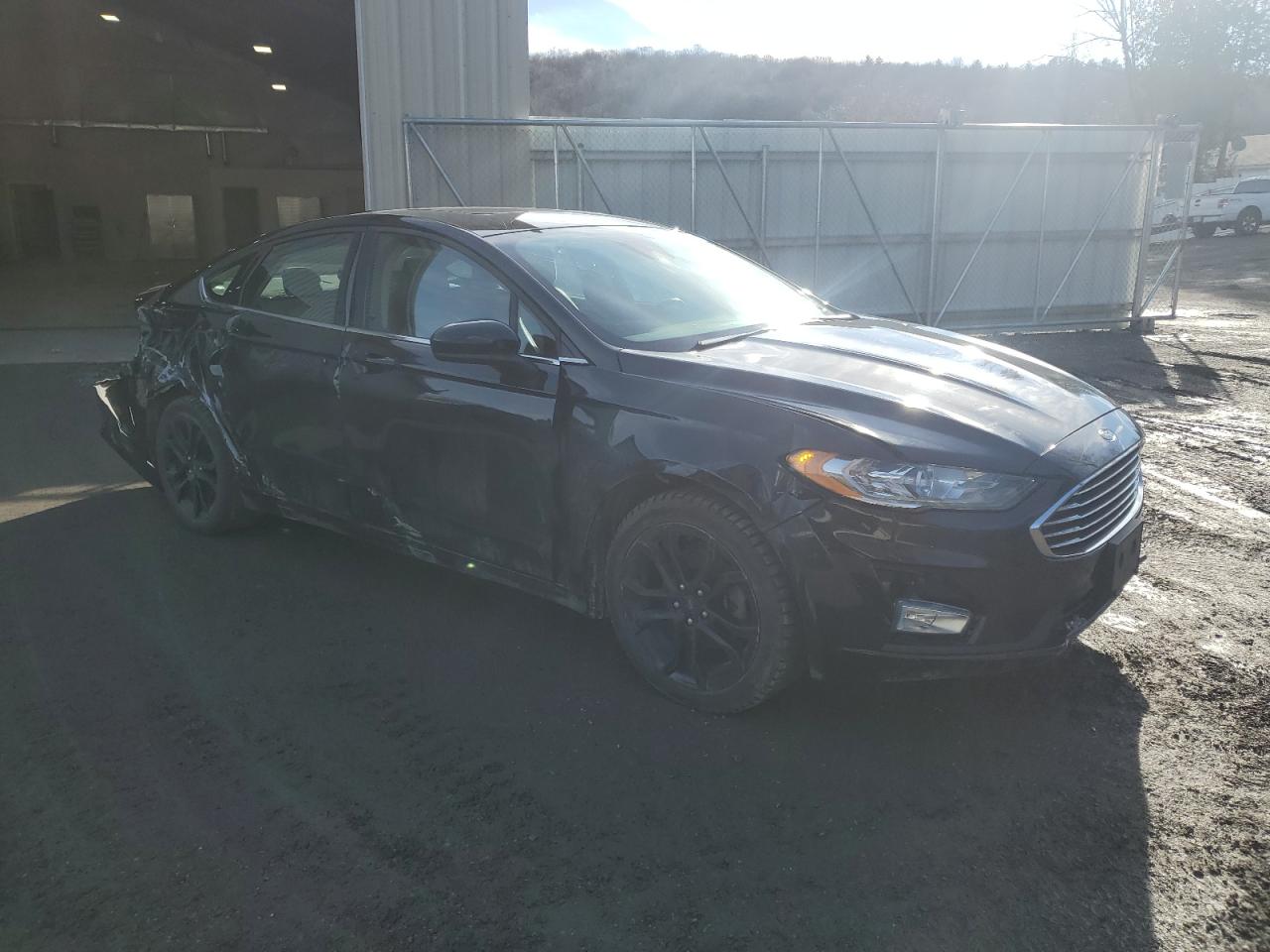 2019 Ford Fusion - Image 4