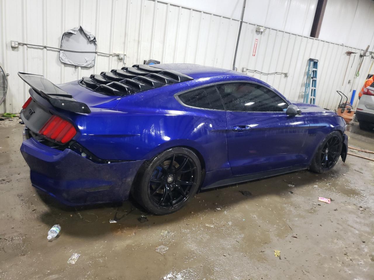 2015 Ford Mustang - Image 3