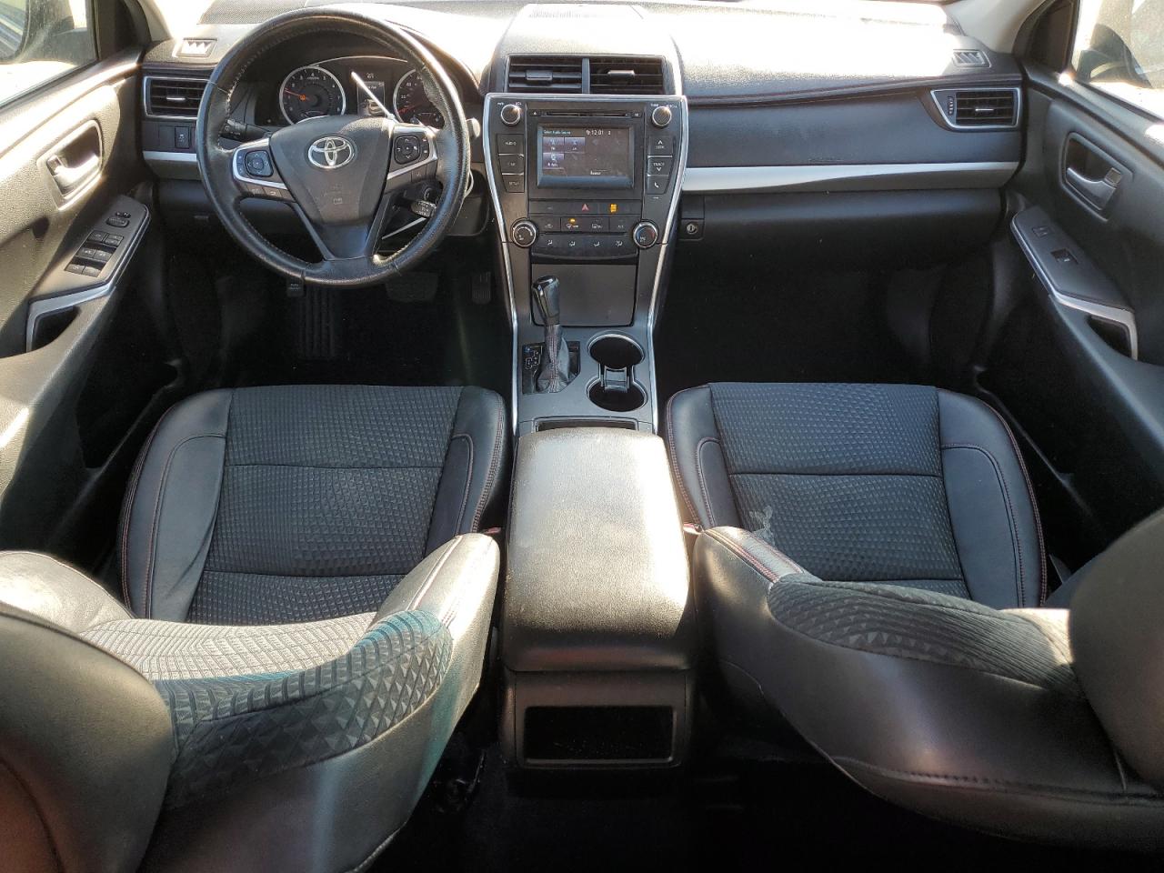 2015 Toyota Camry - Image 8