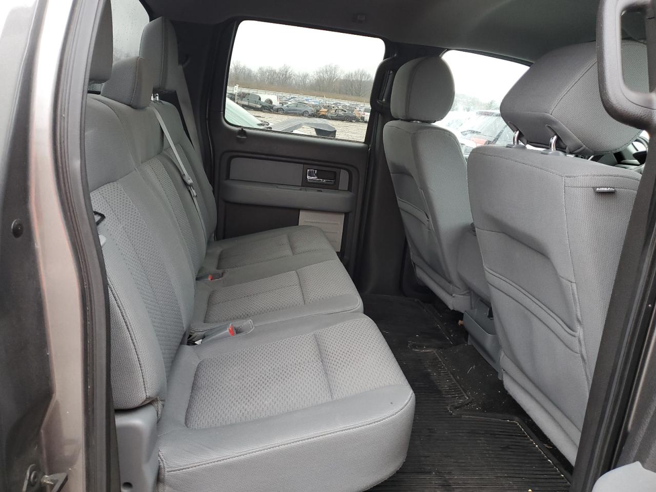2014 Ford F-150 - Image 10
