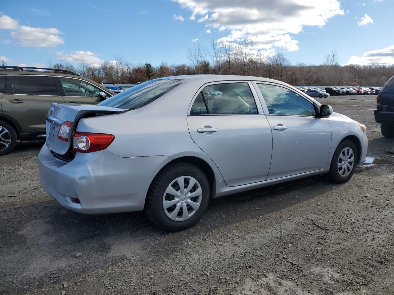 VIN 2T1BU4EEXDC025394 2013 TOYOTA COROLLA no.3