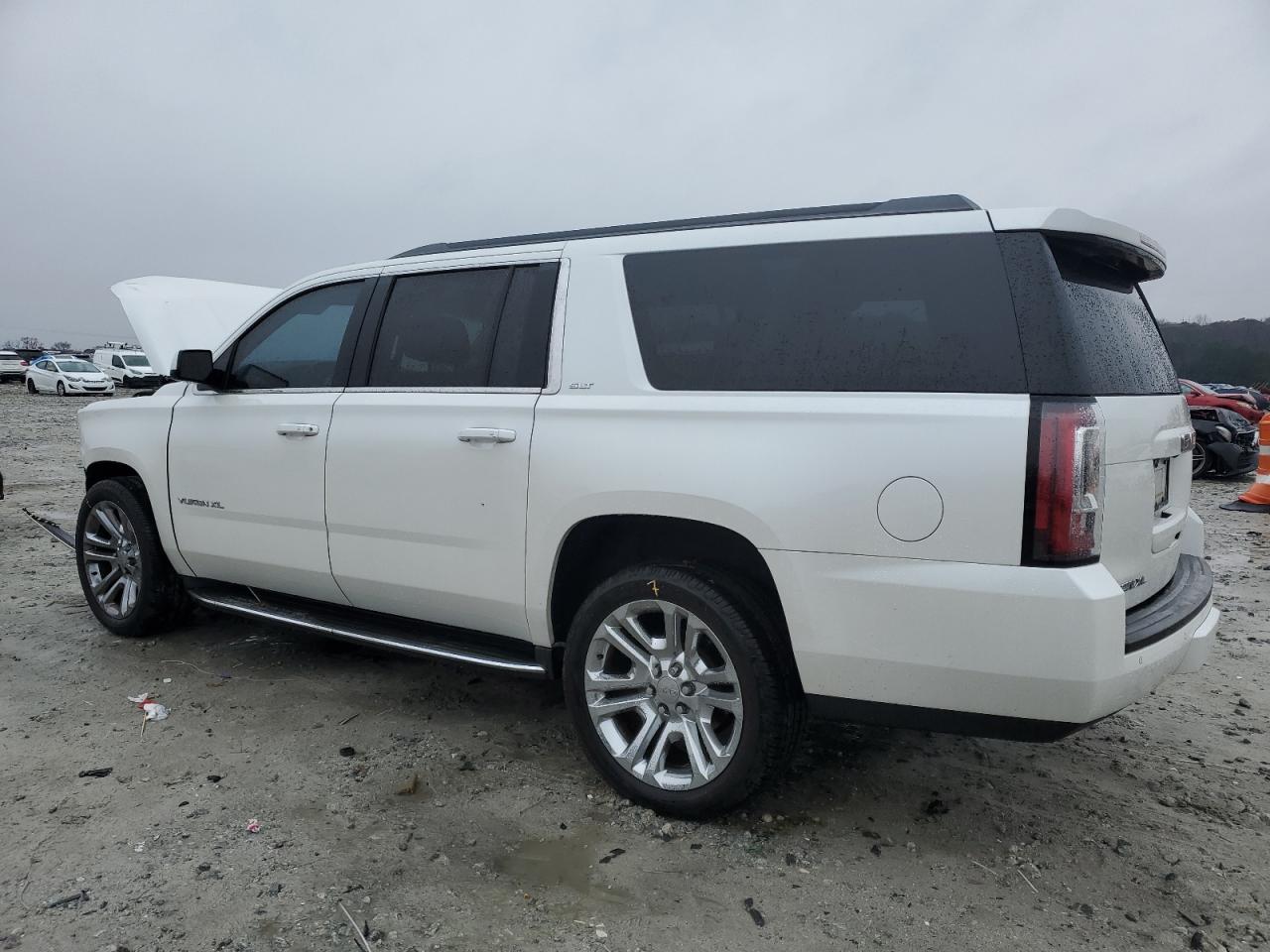 VIN 1GKS1GKC3GR149812 2016 GMC YUKON no.2